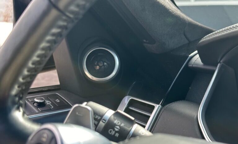 
								Land Rover Range Rover 5.0 V8 full									