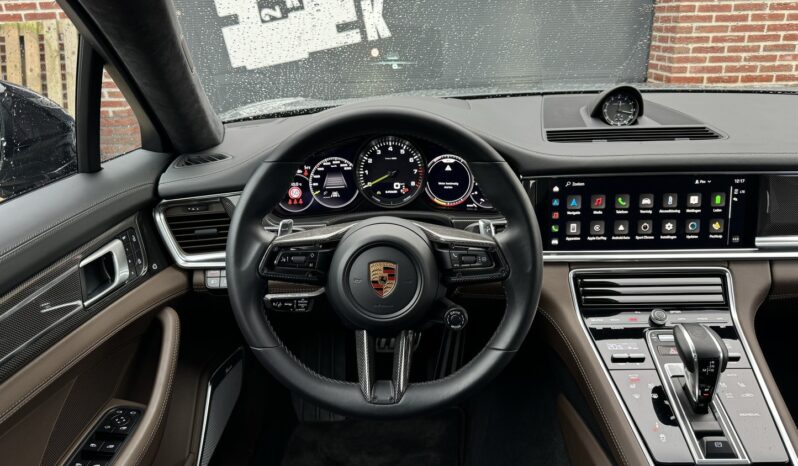 
								Porsche Panamera 2.9 4 E-Hybrid full									