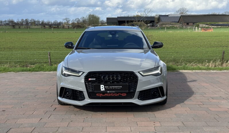 
								Audi RS6 Avant 4.0 TFSI quattro full									