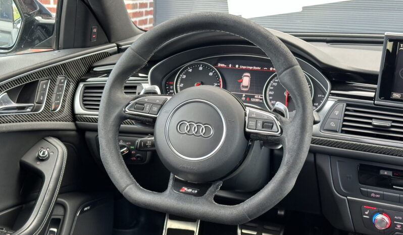 
								Audi RS6 Avant 4.0 TFSI quattro full									