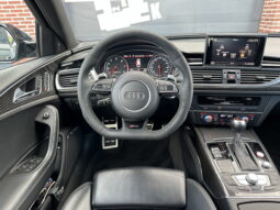 
										Audi RS6 Avant 4.0 TFSI quattro full									